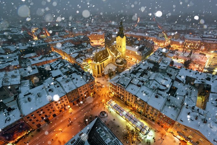 where to go in dec